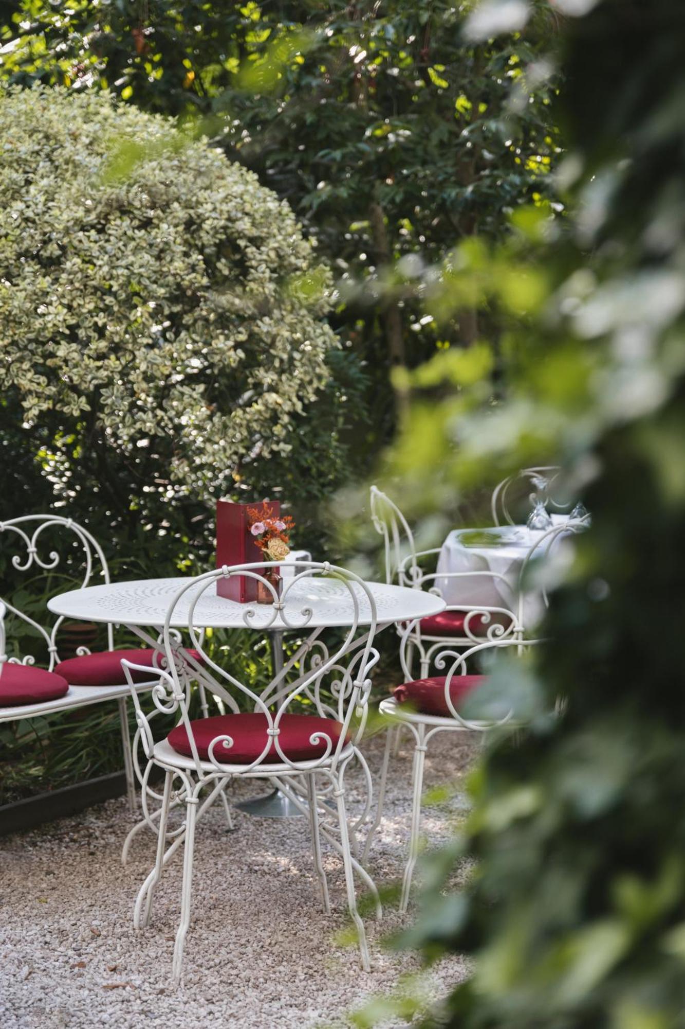 Hotel Particulier Montmartre Paris Exterior photo